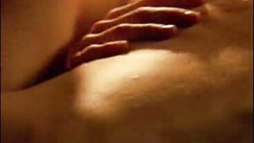 டீம் ஸ்கீட்டில் இருந்து அழகான ஸ்கை ப்ளூவுடன் மிஷனரி காட்சி