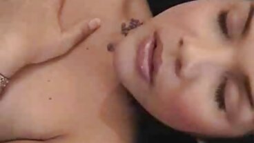 Blacked.Com இலிருந்து கவர்ச்சியான ஹேசல் மூருடன் வாய்வழி திருகு